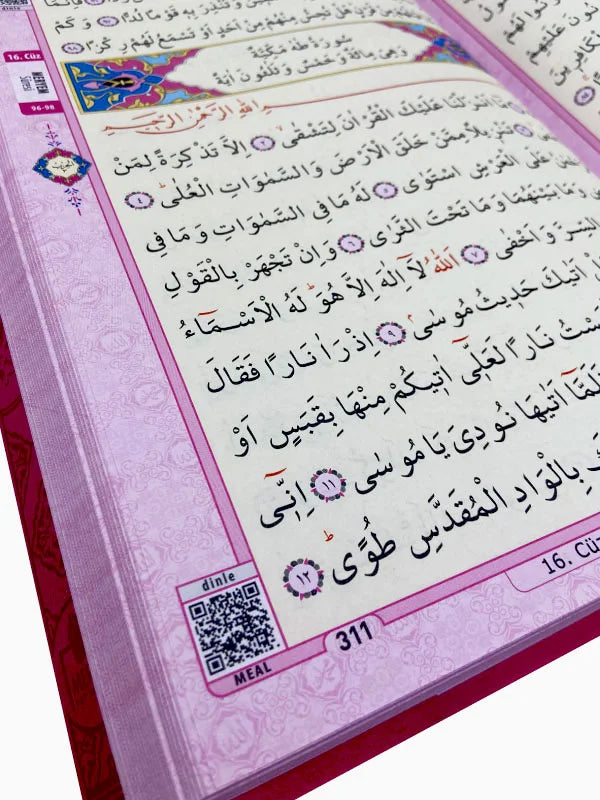 PEMBE RENKLİ KUR'ANI KERİM